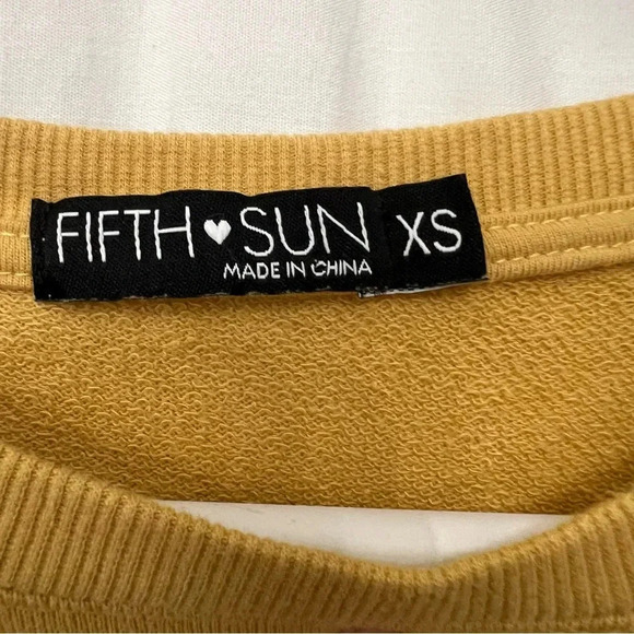 Yellowstone Cozy Comfy Lounge Cowgirl Mountain Crewneck Sweatshirt Size XSmall - Picture 3 of 7